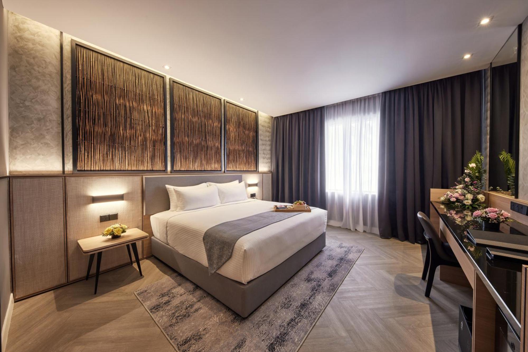 Deluxe King Bed Room Only,1580132690:JPEG